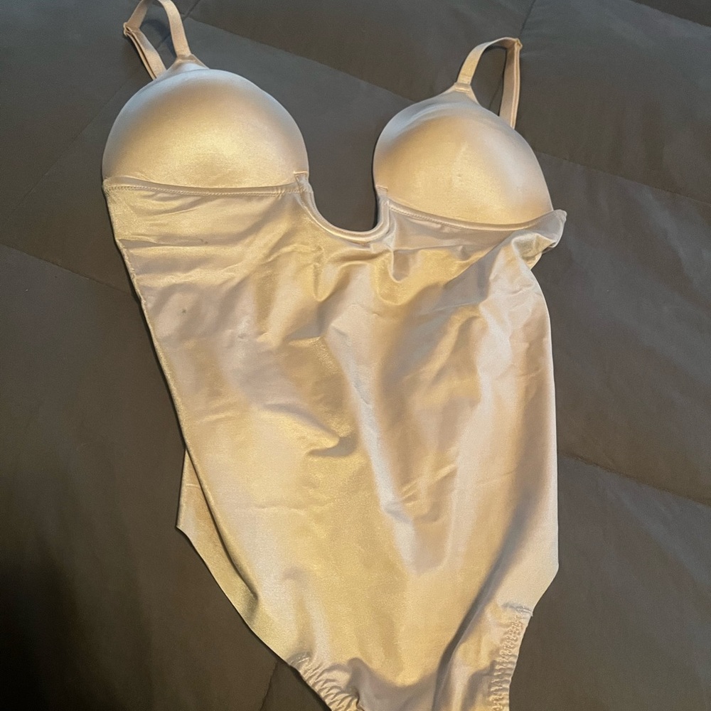 No tags. Brand new. Never worn.